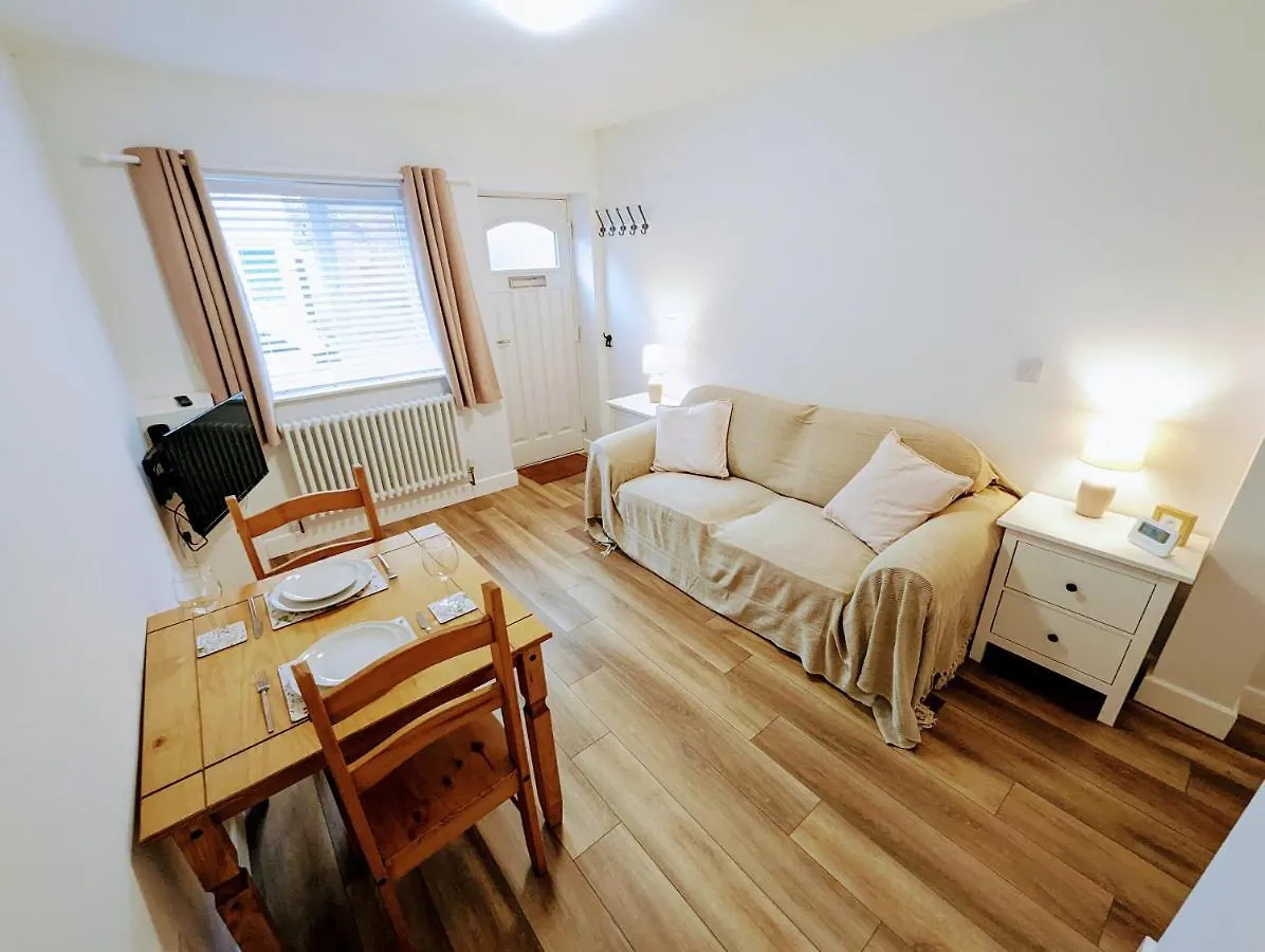 Blossom Holiday Lets - 94 Roseberry Cottages 吉斯伯勒 英国